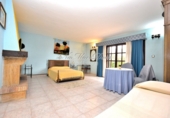 Chalet independiente con terreno en venta en Salou ref: TR190140 foto