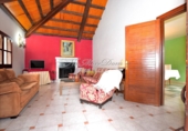 Chalet independiente con terreno en venta en Salou ref: TR190140 foto