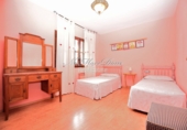Chalet independiente con terreno en venta en Salou ref: TR190140 foto