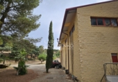 Chalet independiente con terreno en venta en Riudecanyes ref: TR263298 foto