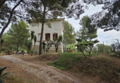 Chalet independiente con terreno en venta en Riudecanyes ref: TR263298 foto