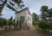 Chalet independiente con terreno en venta en Riudecanyes ref: TR263298 foto