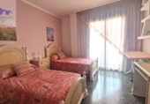 Дом с участком на продажу в городе Pineda de Mar Фото