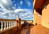 Casa de pueblo en venta en Torrelles de Llobregat ref: TR210211 foto