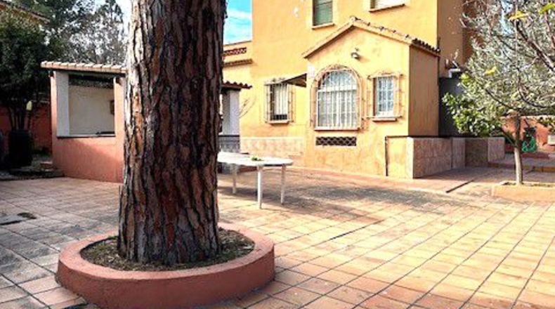 Barcelona - Sant Boi de Llobregat - 779m2