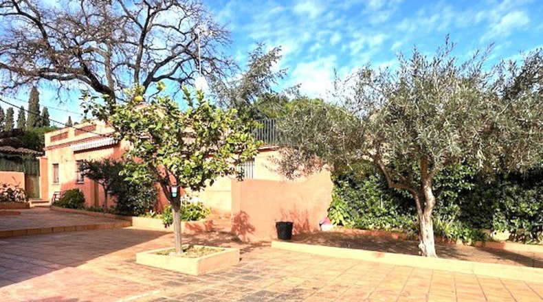 Barcelona - Sant Boi de Llobregat - 779m2