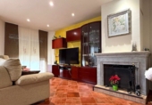 Casa de pueblo en venta en Sant Boi de Llobregat ref: TR379682 foto