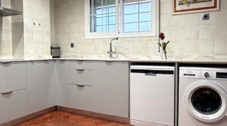 Barcelona - Sant Boi de Llobregat - 317m2