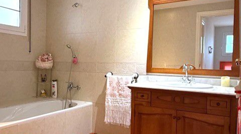 Barcelona - Sant Boi de Llobregat - 317m2