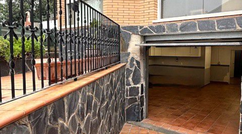 Barcelona - Sant Boi de Llobregat - 317m2