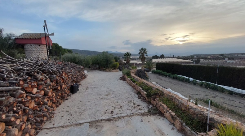 Murcia - Cieza - 70000m2