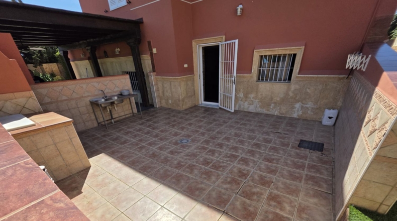 Almeria - Retamar - 1421m2