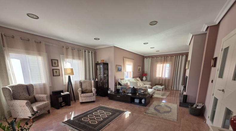 Almeria - Retamar - 1421m2