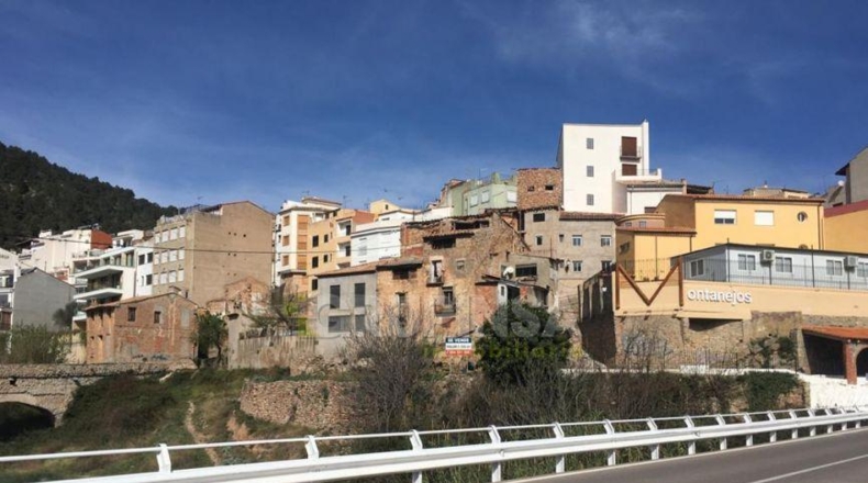 Castellón - Montanejos - 964m2