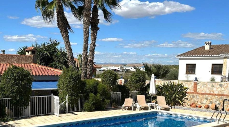 Alicante - Santa Pola - 1647m2