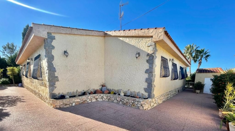 Alicante - Santa Pola - 1647m2