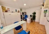 Chalet independiente con terreno en venta en Santa Pola ref: TR200472 foto