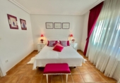 Chalet independiente con terreno en venta en Santa Pola ref: TR200472 foto