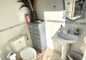 Chalet independiente con terreno en venta en Santa Pola ref: TR200472 foto