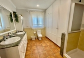 Chalet independiente con terreno en venta en Santa Pola ref: TR200472 foto