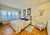Chalet independiente con terreno en venta en Santa Pola ref: TR200472 foto