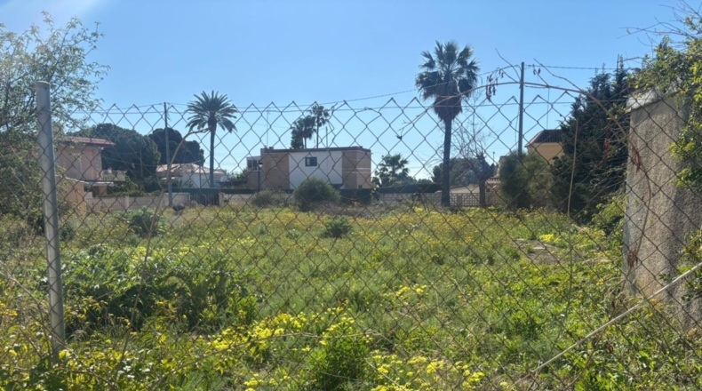 Alicante - Campello - 669m2