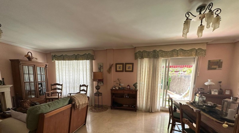 Comunidad de Madrid - San Fernando de Henares - 180m2