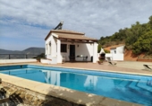 Casa de camp amb terreny en venda a El Gastor ref.: TR351242 foto