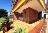 Chalet independiente con terreno en venta en Punta Umbría ref: TR191454 foto