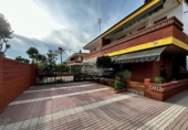 Chalet independiente con terreno en venta en Punta Umbría ref: TR191454 foto