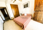 Chalet independiente con terreno en venta en Punta Umbría ref: TR191454 foto
