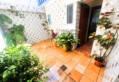 Chalet independiente con terreno en venta en Punta Umbría ref: TR191454 foto