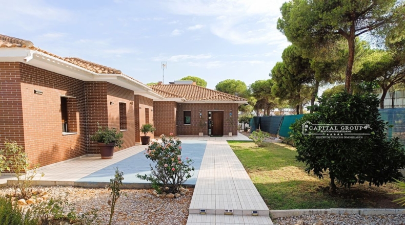 Huelva - Dehesa Golf - 810m2