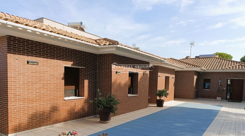 Huelva - Dehesa Golf - 810m2
