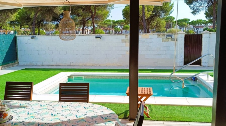Huelva - Dehesa Golf - 810m2