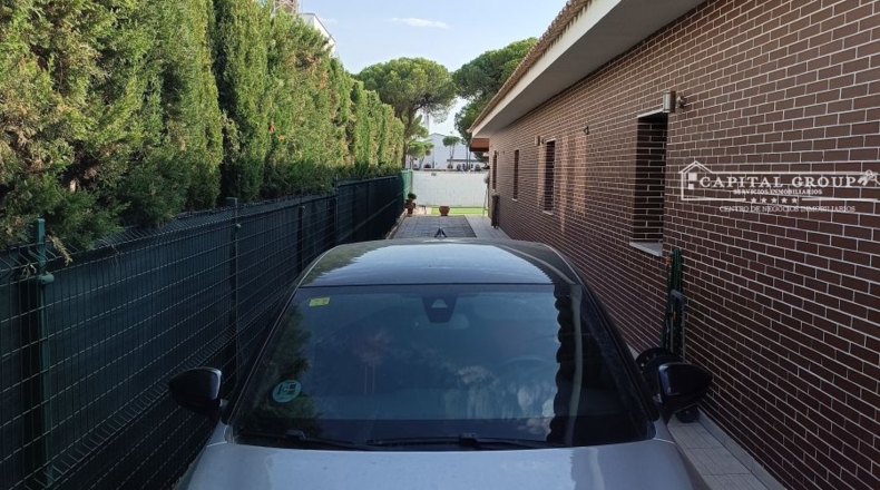 Huelva - Dehesa Golf - 810m2