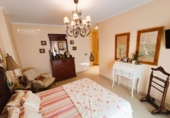 Detached villa with land for sale in Punta Umbría ref: TR180784 photo