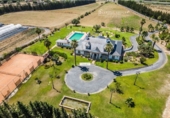 Земельный участок на продажу в городе Aljaraque. Фото