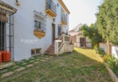 Chalet independiente con terreno en venta en Punta Umbría ref: TR234283 foto