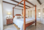 Chalet independiente con terreno en venta en Punta Umbría ref: TR234283 foto