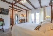 Chalet independiente con terreno en venta en Punta Umbría ref: TR234283 foto