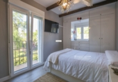 Chalet independiente con terreno en venta en Punta Umbría ref: TR234283 foto