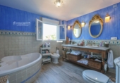 Chalet independiente con terreno en venta en Punta Umbría ref: TR234283 foto