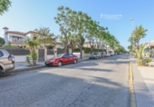Chalet independiente con terreno en venta en Punta Umbría ref: TR234283 foto