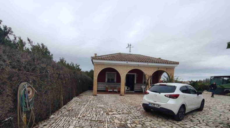 Sevilla - Sanlúcar la Mayor - 3272m2