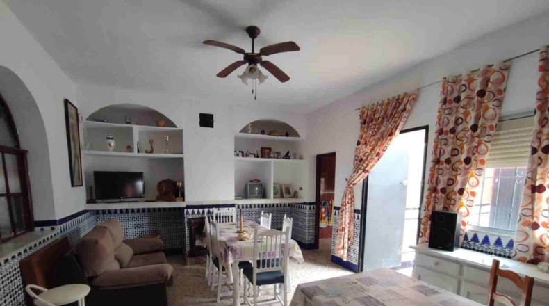 Sevilla - Sanlúcar la Mayor - 3272m2