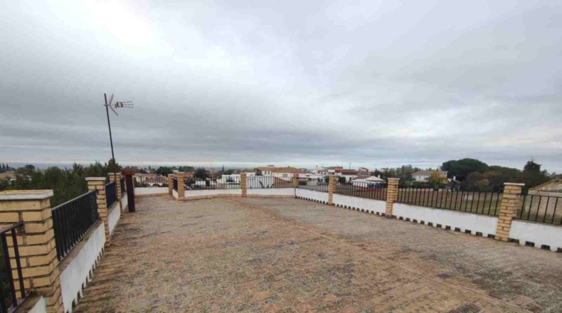 Sevilla - Sanlúcar la Mayor - 3272m2