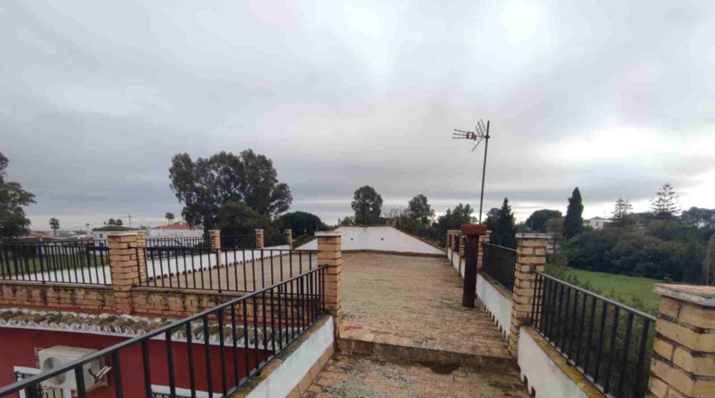 Sevilla - Sanlúcar la Mayor - 3272m2