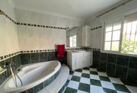 Эстепа 280&nbsp;м²