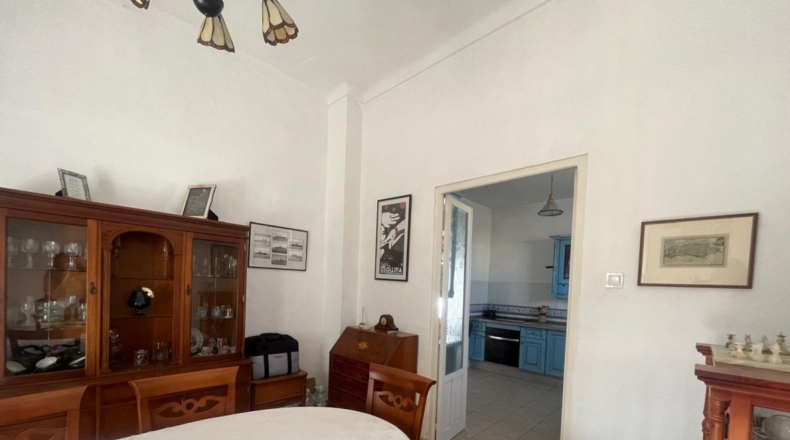 Sevilla - Lora de Estepa - 674m2
